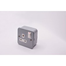 1G 13A SOCKET D.P Metal Clad Socket